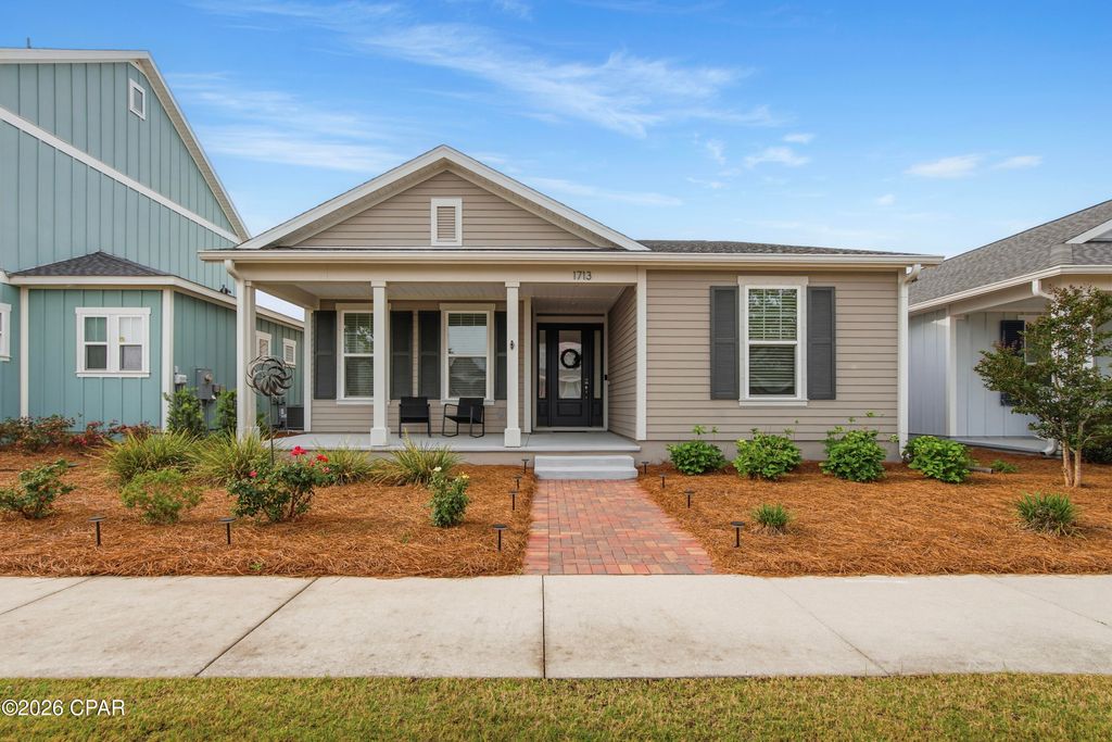 1713 Sweet Pea Court, Panama City, FL 32405