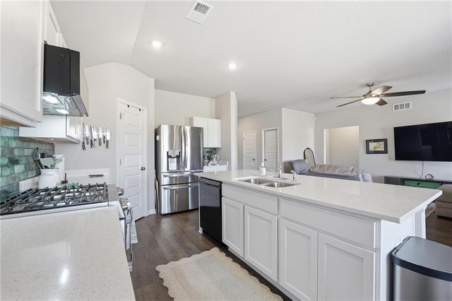 1600 Maci Street, Belton, MO 64012