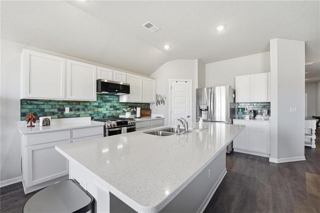 1600 Maci Street, Belton, MO 64012