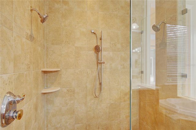 916 MILLS ESTATE PLACE, Chuluota, FL 32766