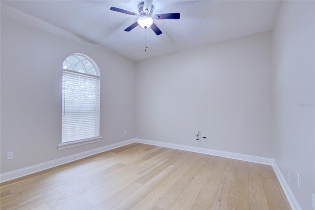 916 MILLS ESTATE PLACE, Chuluota, FL 32766