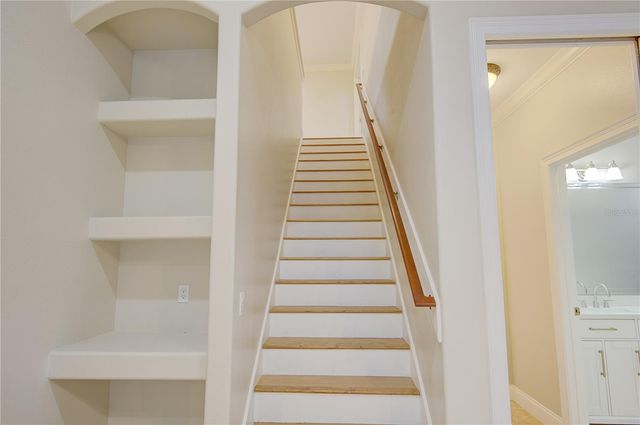 916 MILLS ESTATE PLACE, Chuluota, FL 32766