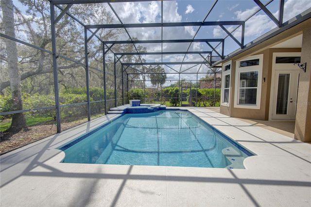 916 MILLS ESTATE PLACE, Chuluota, FL 32766