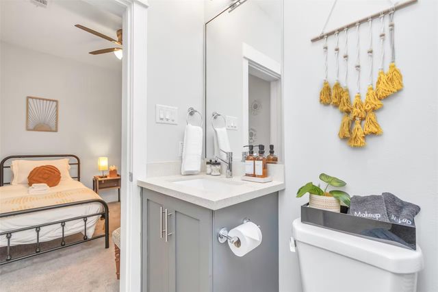 2817 Palm Street, Houston, TX 77004