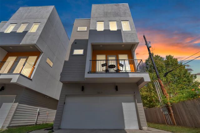2817 Palm Street, Houston, TX 77004