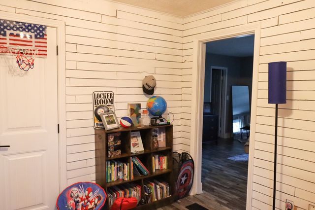 234 W End Dr, Waverly, TN 37185