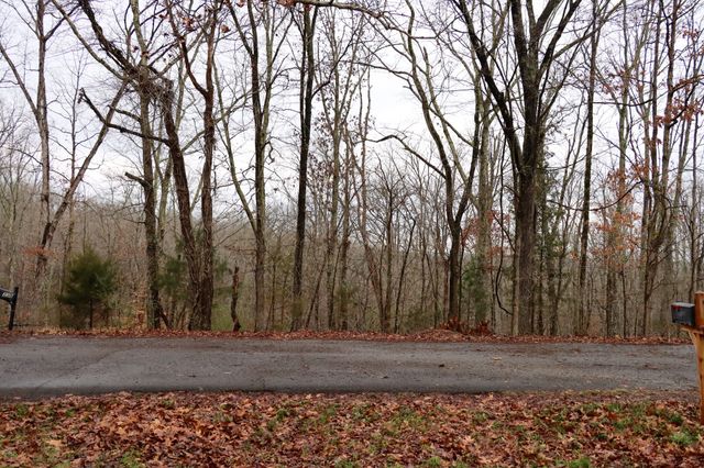 234 W End Dr, Waverly, TN 37185