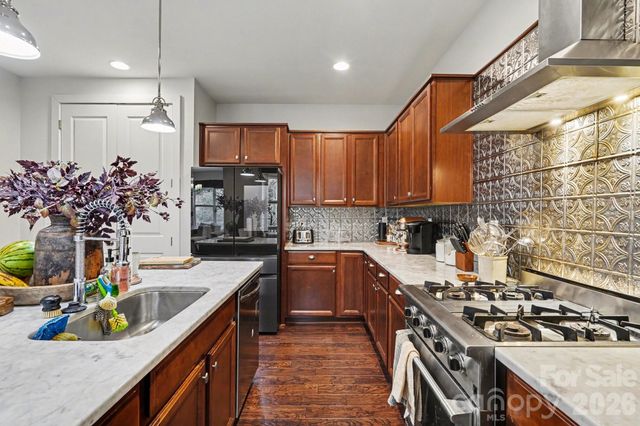 321 Mountainview Drive, Charlotte, NC 28270