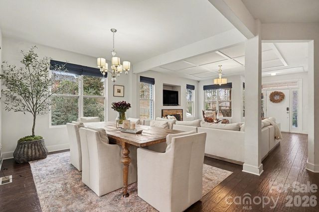 321 Mountainview Drive, Charlotte, NC 28270