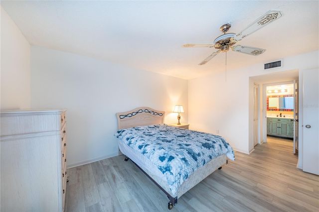 886 BIRD BAY WAY 206, Venice, FL 34285