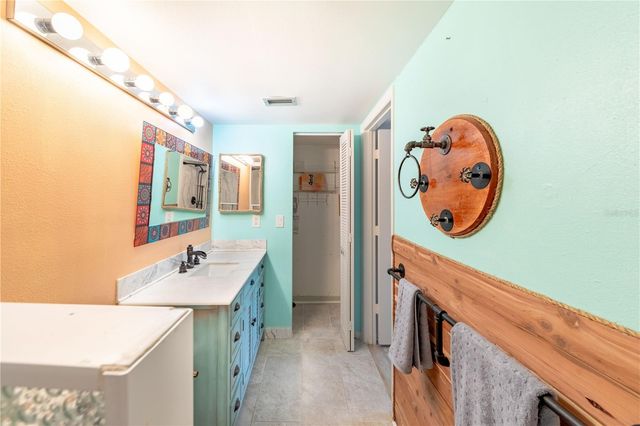 886 BIRD BAY WAY 206, Venice, FL 34285