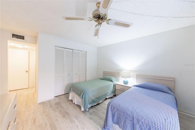 886 BIRD BAY WAY 206, Venice, FL 34285