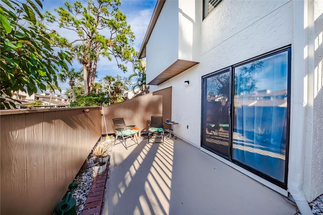 886 BIRD BAY WAY 206, Venice, FL 34285