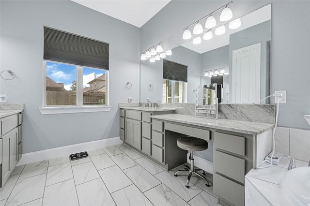 13018 Fernbank Forest Drive, Humble, TX 77346