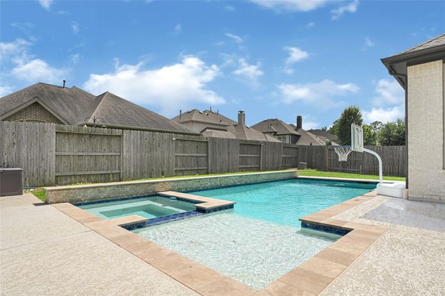 13018 Fernbank Forest Drive, Humble, TX 77346