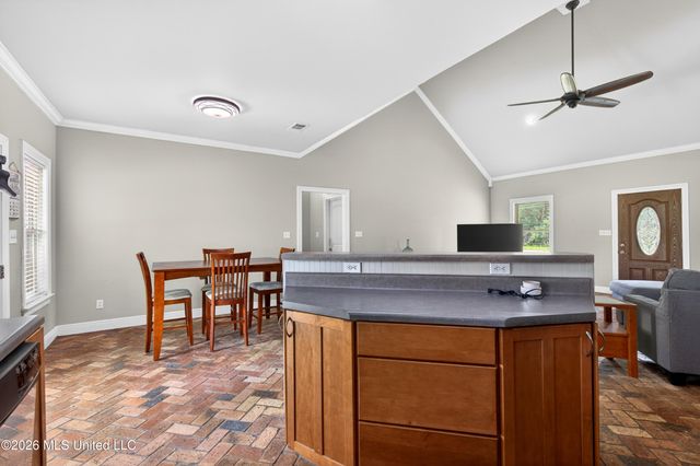 1200 Taranto Street, Waveland, MS 39576