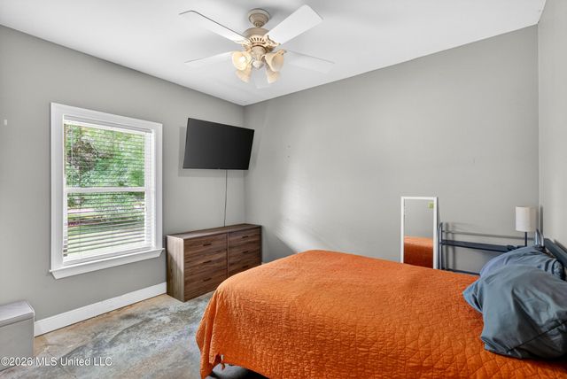 1200 Taranto Street, Waveland, MS 39576