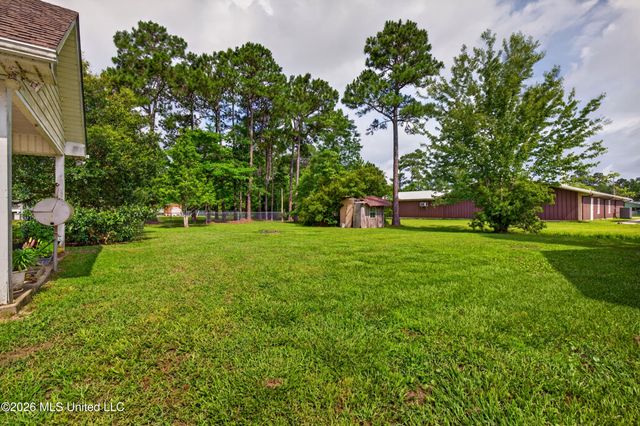 1200 Taranto Street, Waveland, MS 39576