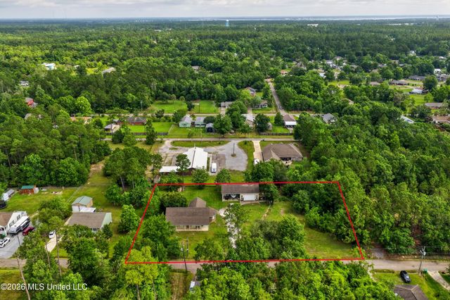 1200 Taranto Street, Waveland, MS 39576