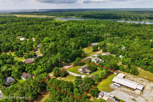 1200 Taranto Street, Waveland, MS 39576