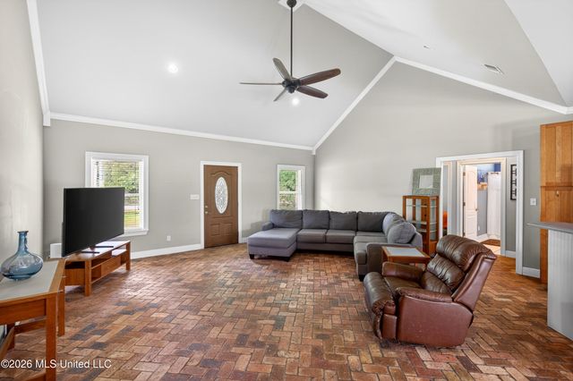 1200 Taranto Street, Waveland, MS 39576