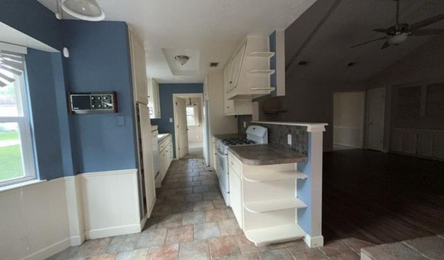 1902 Shadow Rock Drive, Houston, TX 77339
