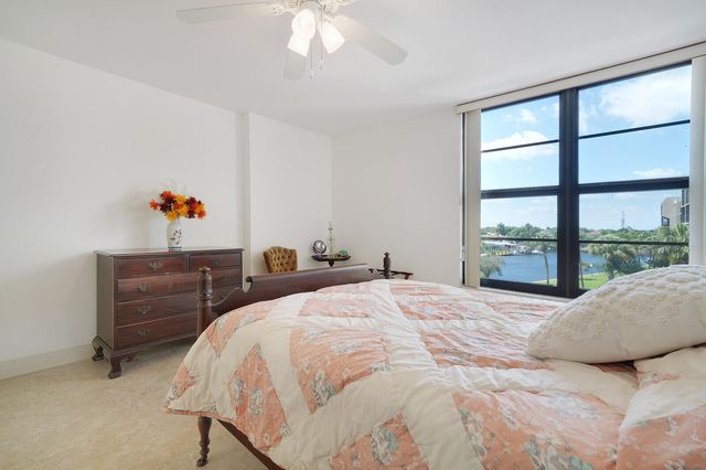 8 Royal Palm Way 401, Boca Raton, FL 33432