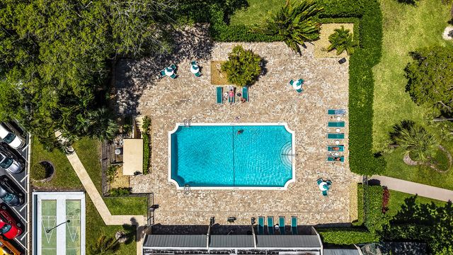 8 Royal Palm Way 401, Boca Raton, FL 33432