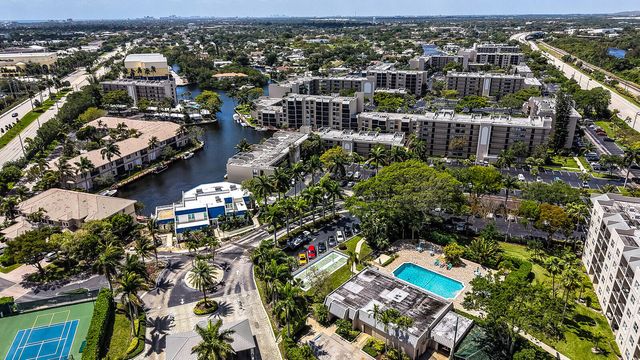 8 Royal Palm Way 401, Boca Raton, FL 33432