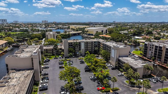8 Royal Palm Way 401, Boca Raton, FL 33432