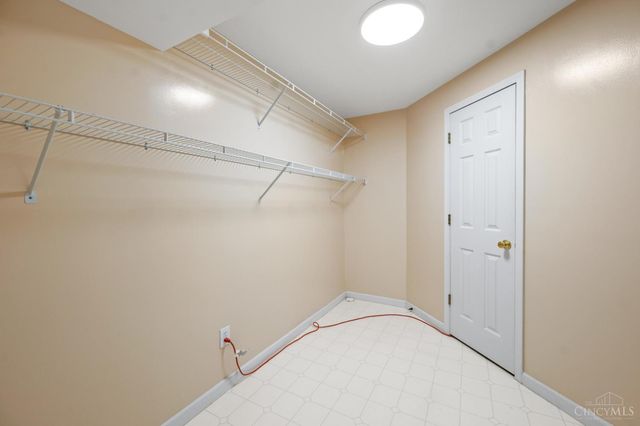 2899 Creekside Drive, Fairfield Twp, OH 45011