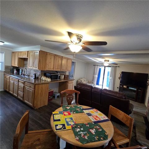 28672 Mistletoe Avenue, Warsaw, MO 65355