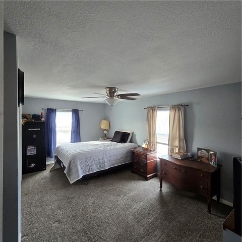 28672 Mistletoe Avenue, Warsaw, MO 65355