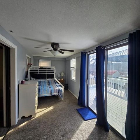 28672 Mistletoe Avenue, Warsaw, MO 65355