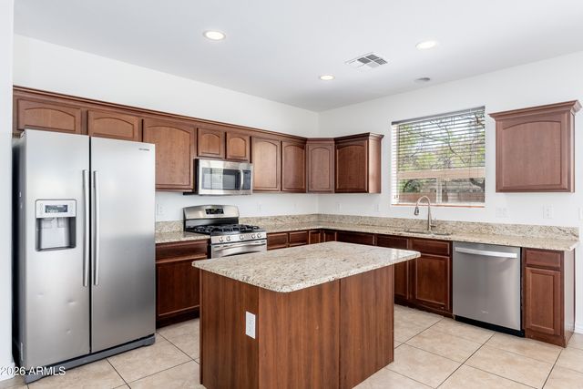 4317 E FOLGERS Road, Phoenix, AZ 85050
