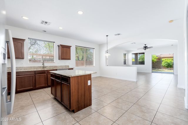 4317 E FOLGERS Road, Phoenix, AZ 85050