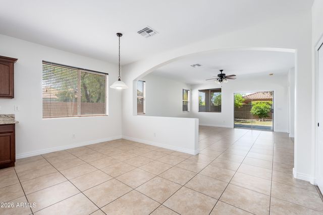 4317 E FOLGERS Road, Phoenix, AZ 85050