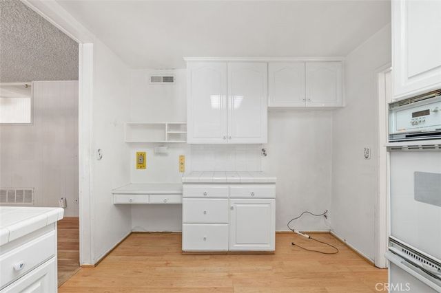 8348 Jason Avenue, West Hills, CA 91304