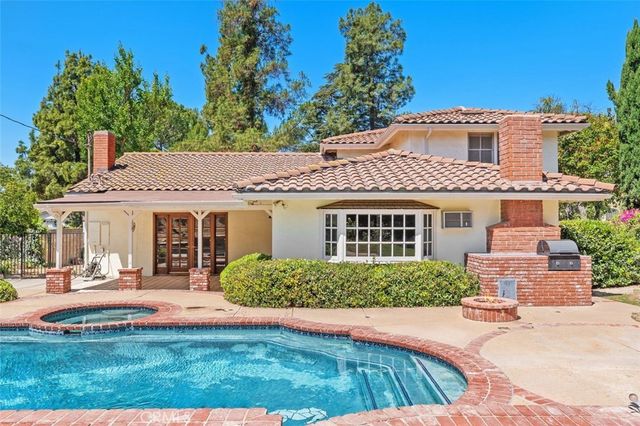 8348 Jason Avenue, West Hills, CA 91304