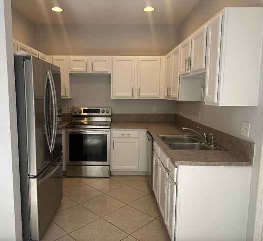 2143 SE Se Bell Isle Drive Drive, Port St. Lucie, Port St Lucie, FL 34952