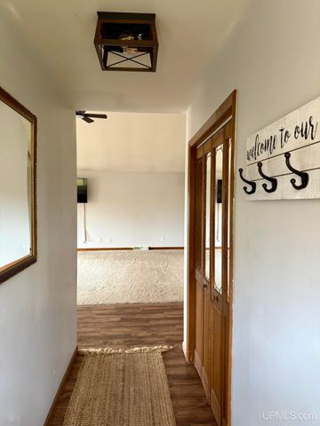 W5636 Crescent Street, Norway, MI 49870