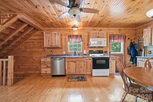1987 Buck Mountain Road, Purlear, NC 28665