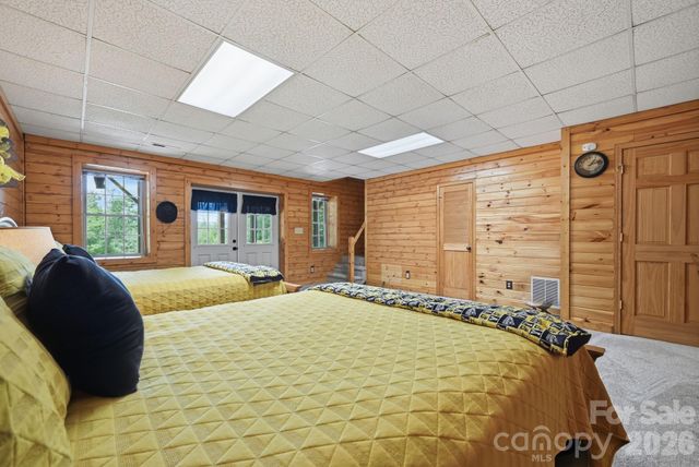1987 Buck Mountain Road, Purlear, NC 28665
