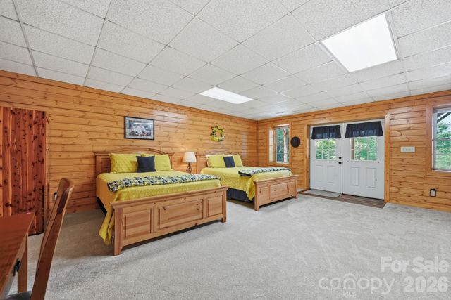 1987 Buck Mountain Road, Purlear, NC 28665
