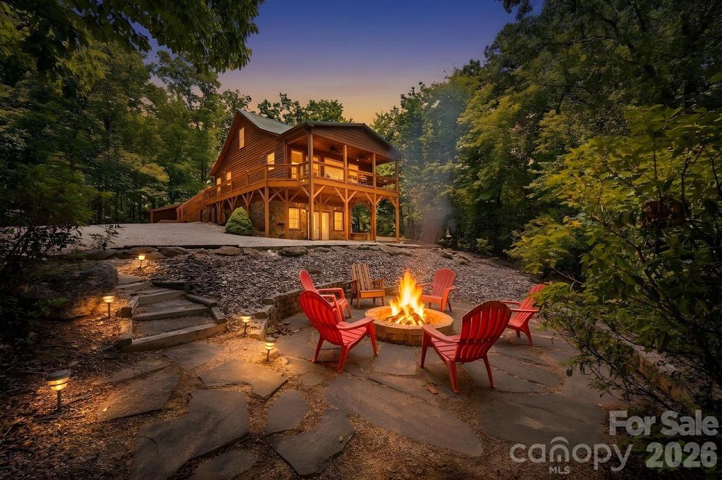 1987 Buck Mountain Road, Purlear, NC 28665