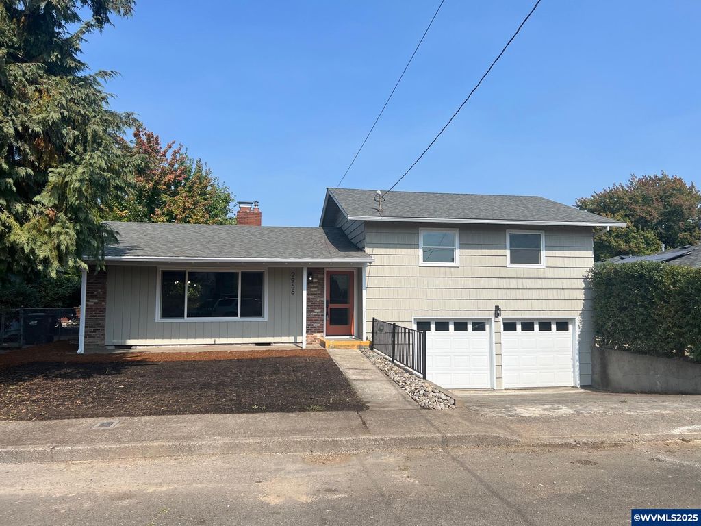 2955 Wedgewood Ct NE, Salem, OR 97301