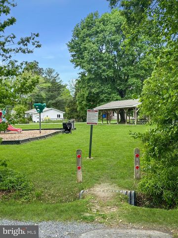 1906 STEVENS DR, Chester, MD 21619