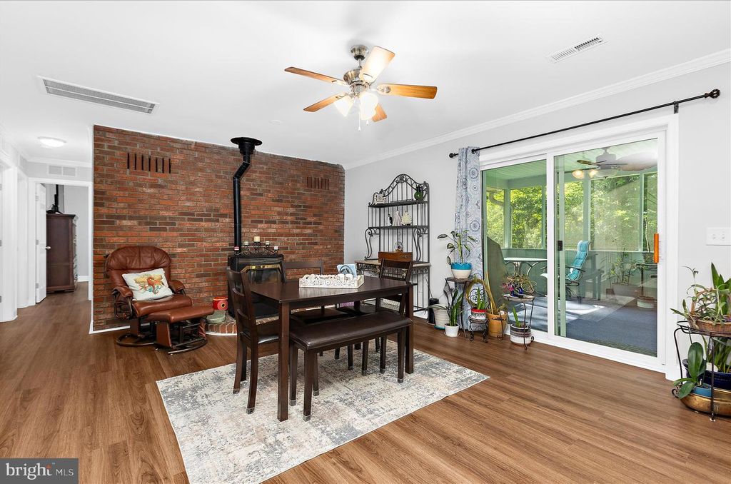 Image 15 of property listing at 1906 STEVENS DR, Chester, MD 21619