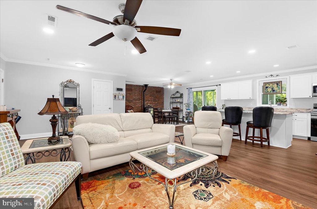 Image 17 of property listing at 1906 STEVENS DR, Chester, MD 21619
