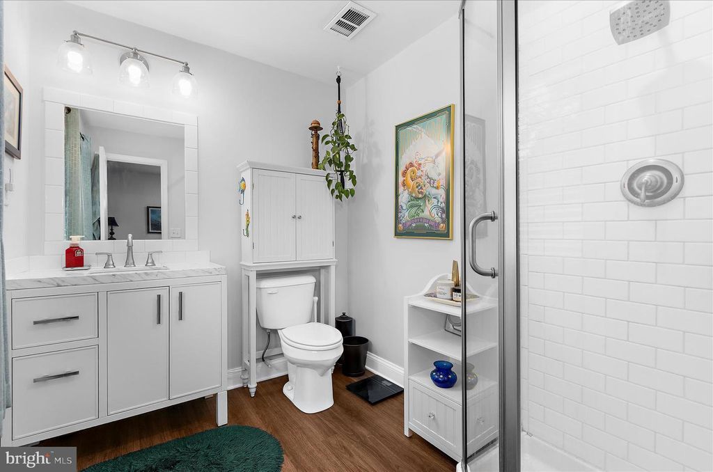 Image 23 of property listing at 1906 STEVENS DR, Chester, MD 21619